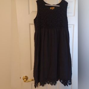 Mellem Womens Size XL Black Dress With Crochet Flowers On Front Top And hem